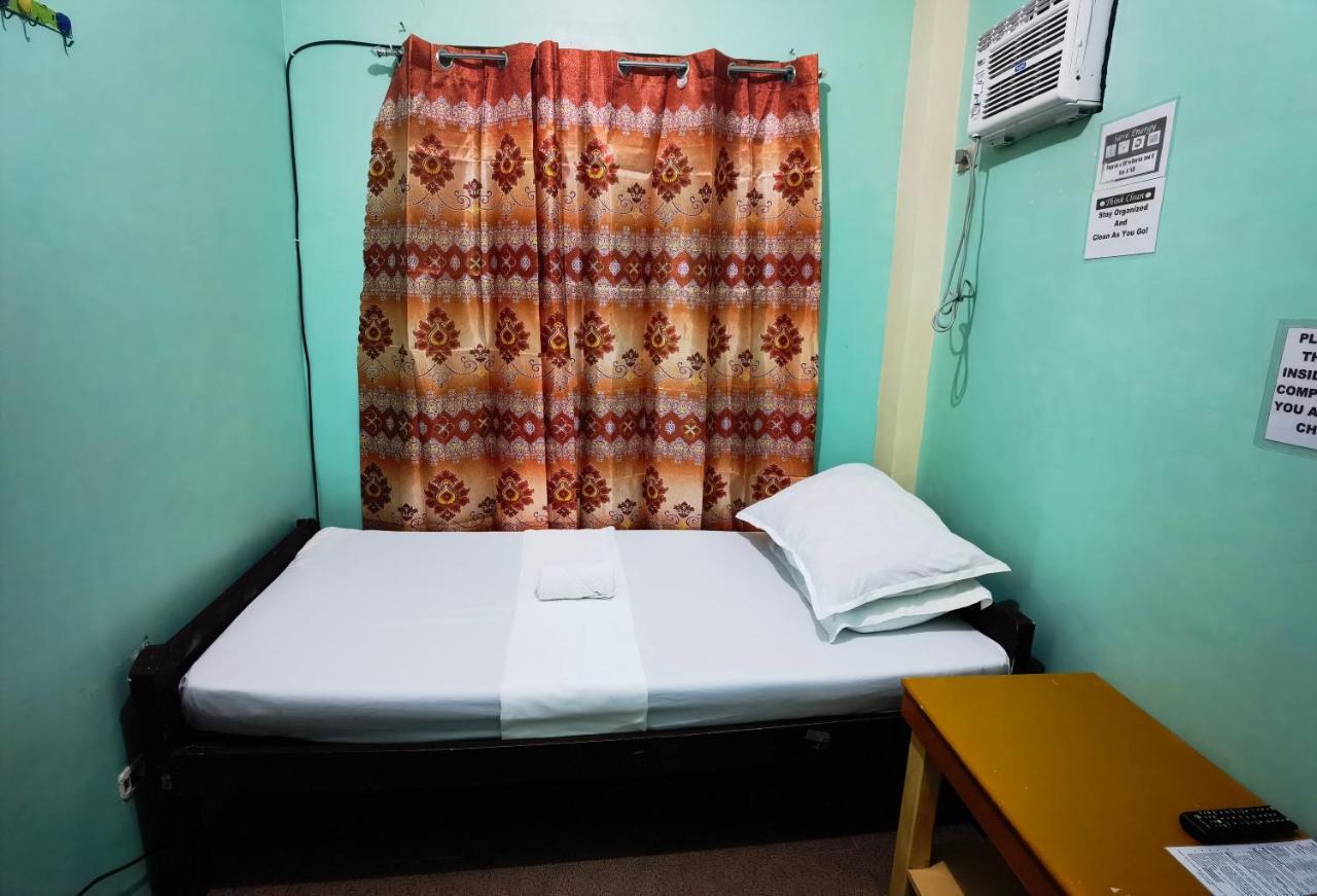 RedDoorz D128 Lodge Cagayan Valley Tuguegarao City Dış mekan fotoğraf