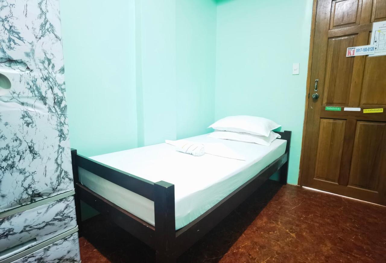 RedDoorz D128 Lodge Cagayan Valley Tuguegarao City Dış mekan fotoğraf