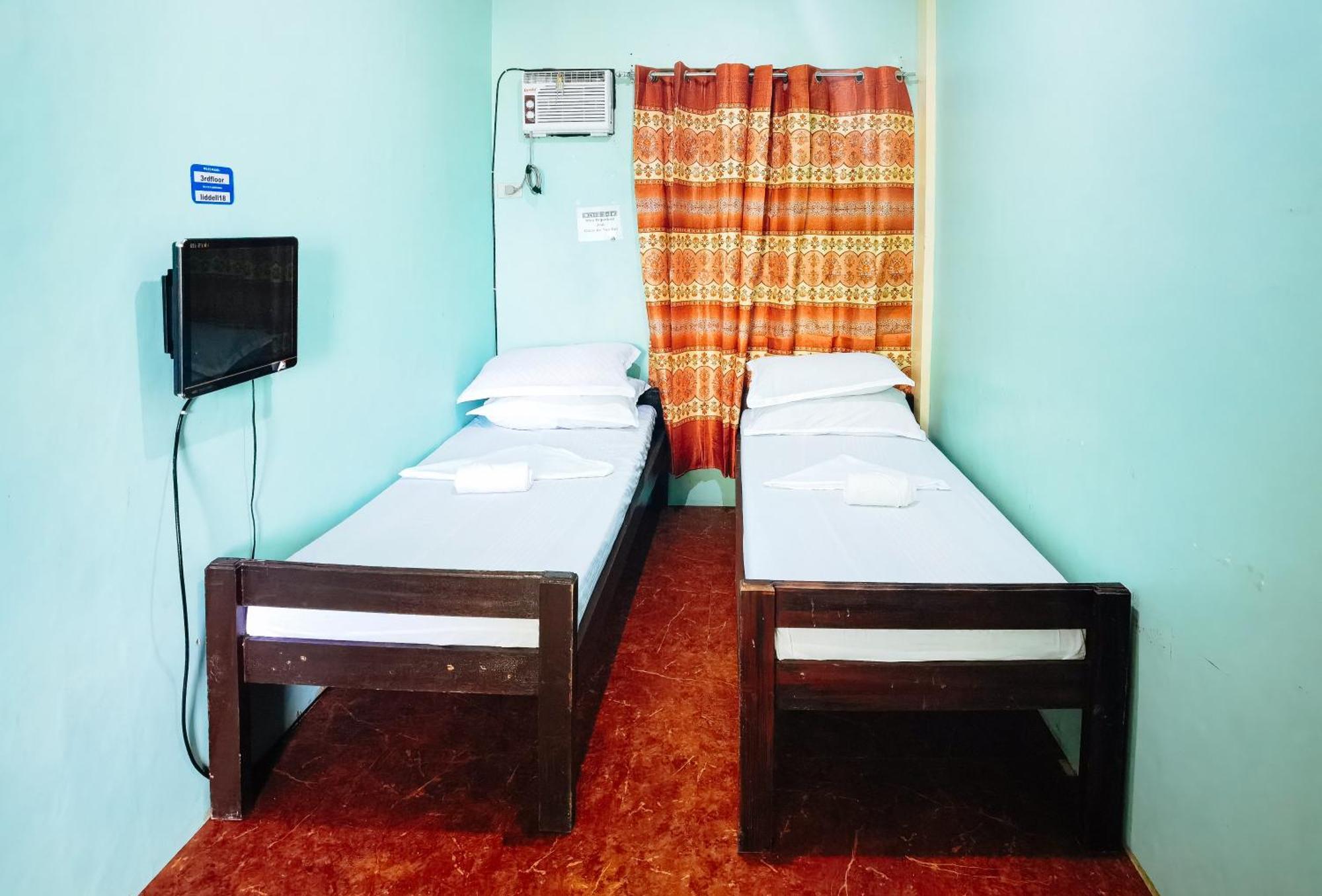 RedDoorz D128 Lodge Cagayan Valley Tuguegarao City Dış mekan fotoğraf